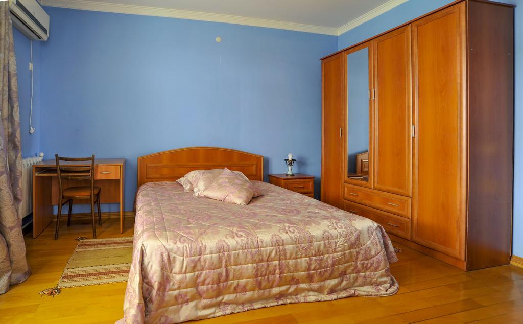 Guest House Green House Zugdidi Zewnętrze zdjęcie