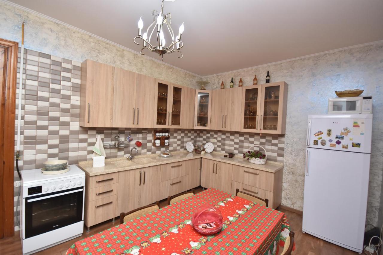 Guest House Green House Zugdidi Zewnętrze zdjęcie